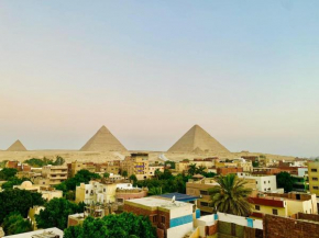 Eyad Pyramids view